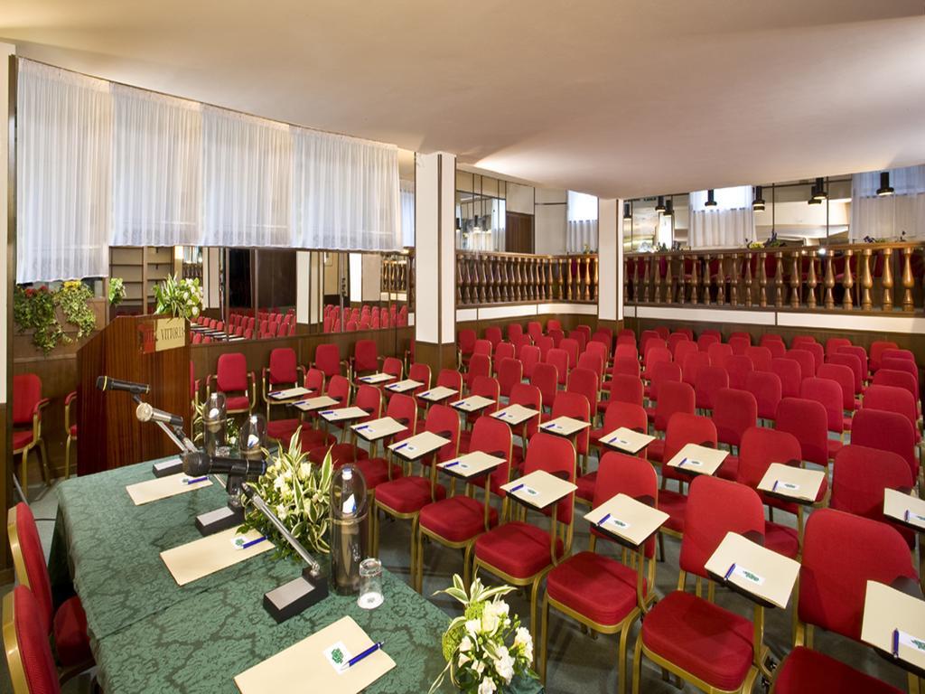 Hotel Vittoria Pesaro Exterior photo The main conference room